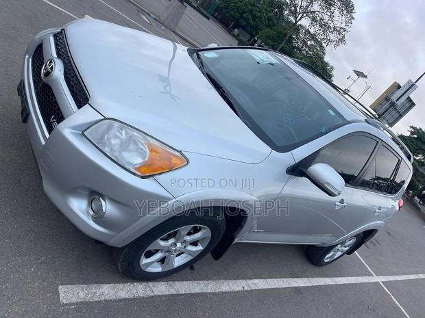 Toyota RAV4 3.5 Limited 4x4 2012 Silver