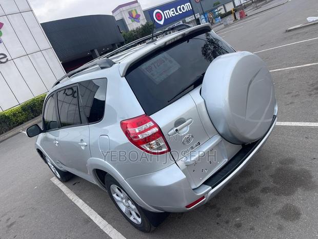 Toyota RAV4 3.5 Limited 4x4 2012 Silver