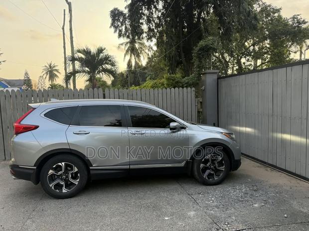 Honda CR-V Touring AWD 2018 Silver