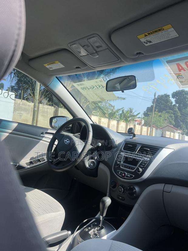 Hyundai Accent SE Sedan 2016 Gray