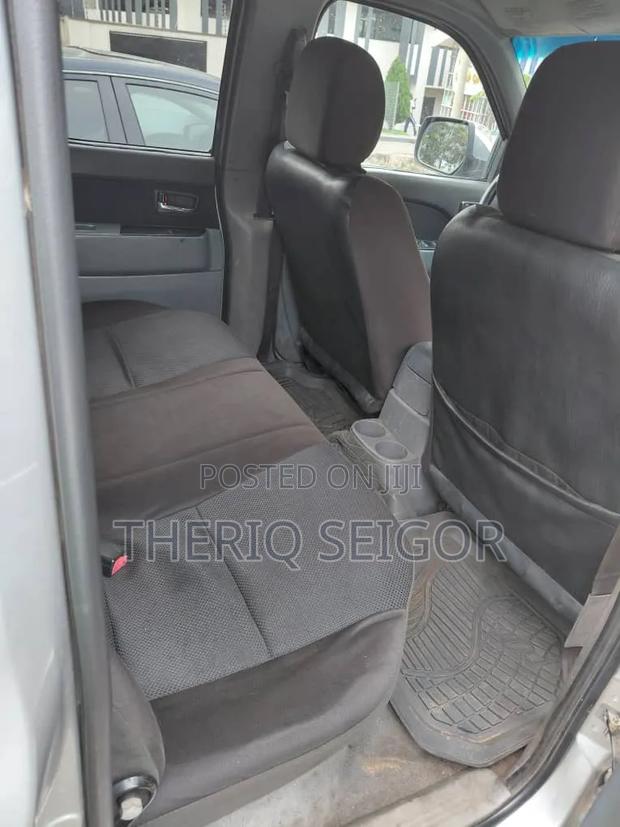 Mazda BT-50 L-Cab 2012 Silver