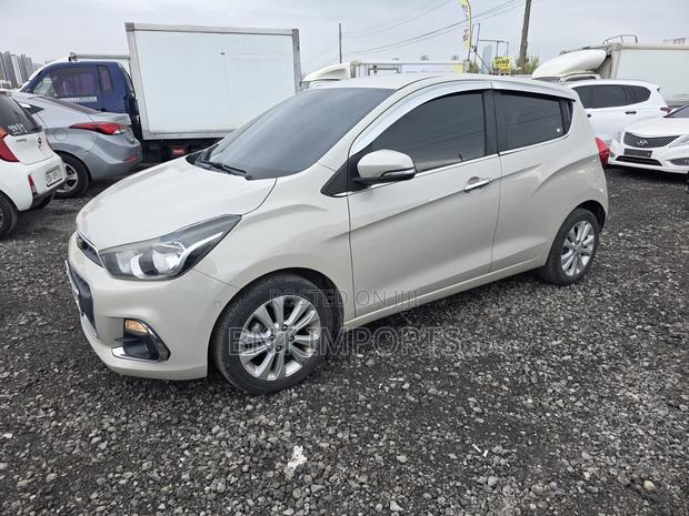 Chevrolet Spark 2016 Ivory