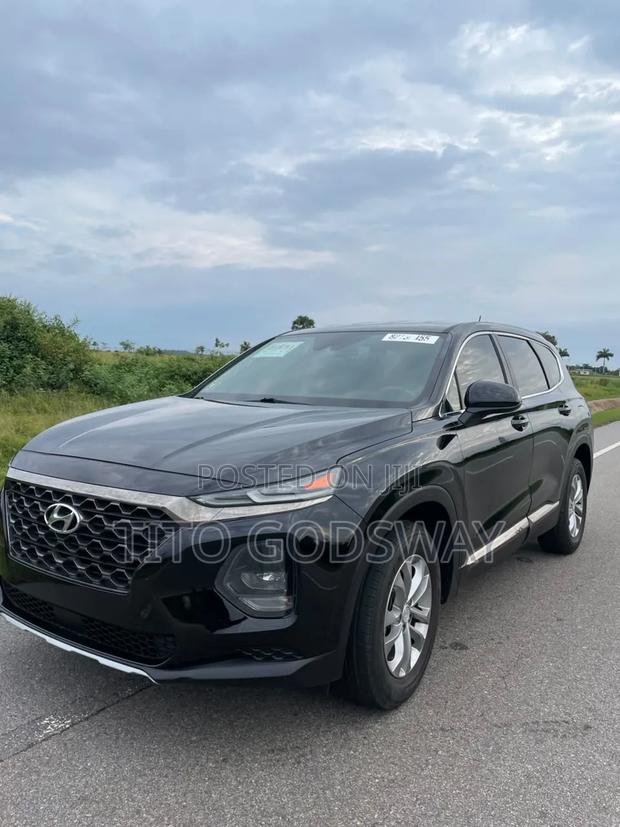 Hyundai Santa Fe SE 2.4 FWD 2019 Black