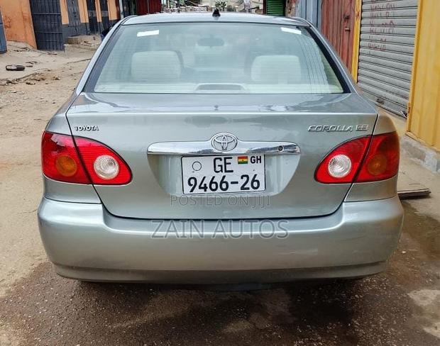 Toyota Corolla 2009 Silver