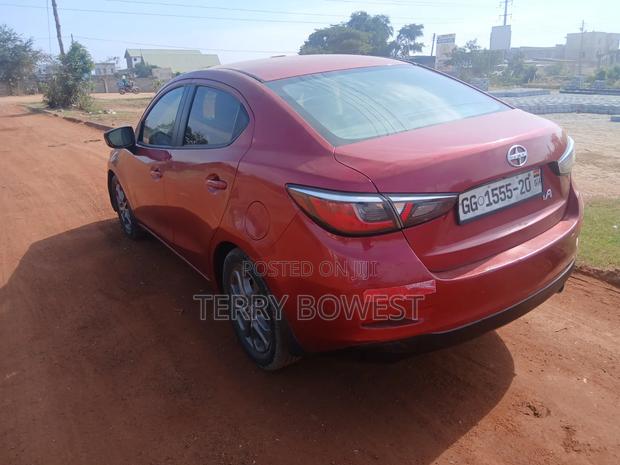 Scion iA Base 2016 Red