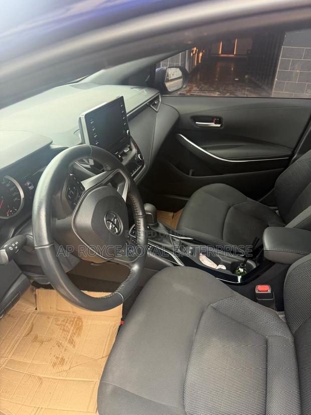 Toyota Corolla SE 2022 Blue