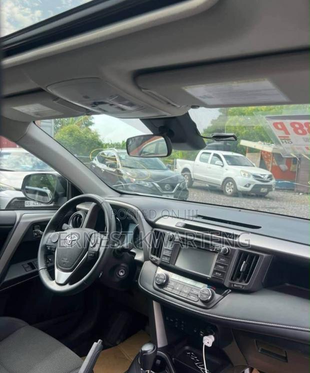 Toyota RAV4 XLE AWD (2.5L 4cyl 6A) 2017 Black