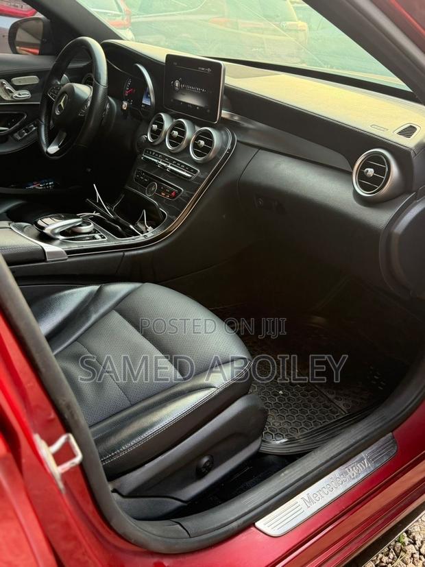 Mercedes-Benz C300 2016 Red