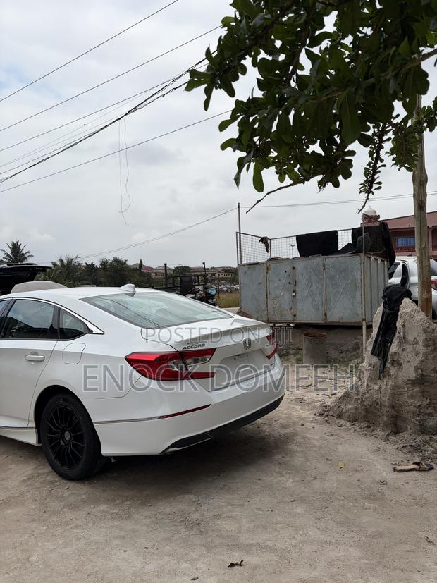 Honda Accord EX-L (1.5L 4cyl Turbo CVT) 2019 White