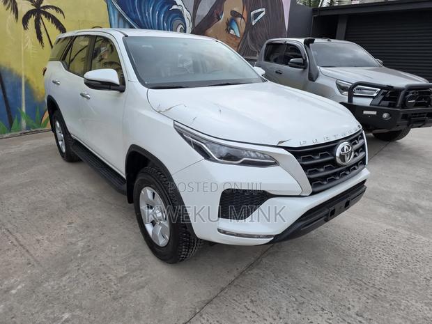 New Toyota Fortuner 2025 White