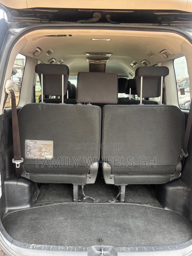 Toyota Voxy ZS G's 2WD 8-Seater 2013 Black