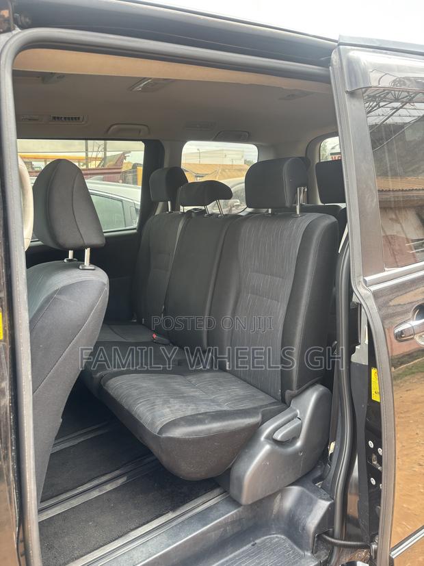 Toyota Voxy ZS G's 2WD 8-Seater 2013 Black