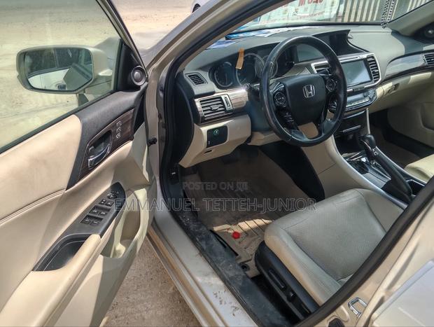 Honda Accord EX-L 4dr Sedan FWD (2.4L 4cyl 2A) 2016 Beige