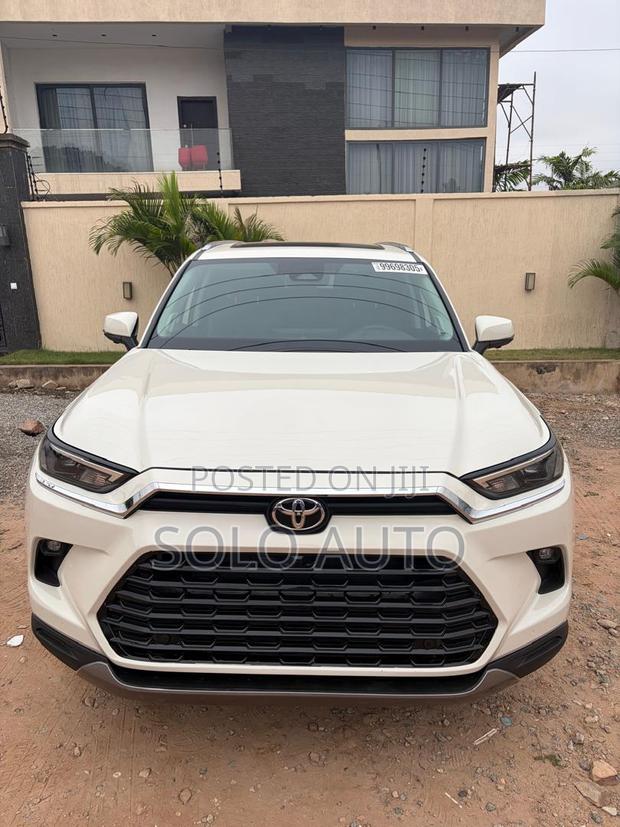 Toyota Grand Highlander 2024 Off white