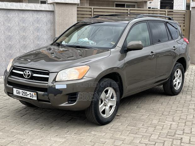 Toyota RAV4 2.5 2010 Gray