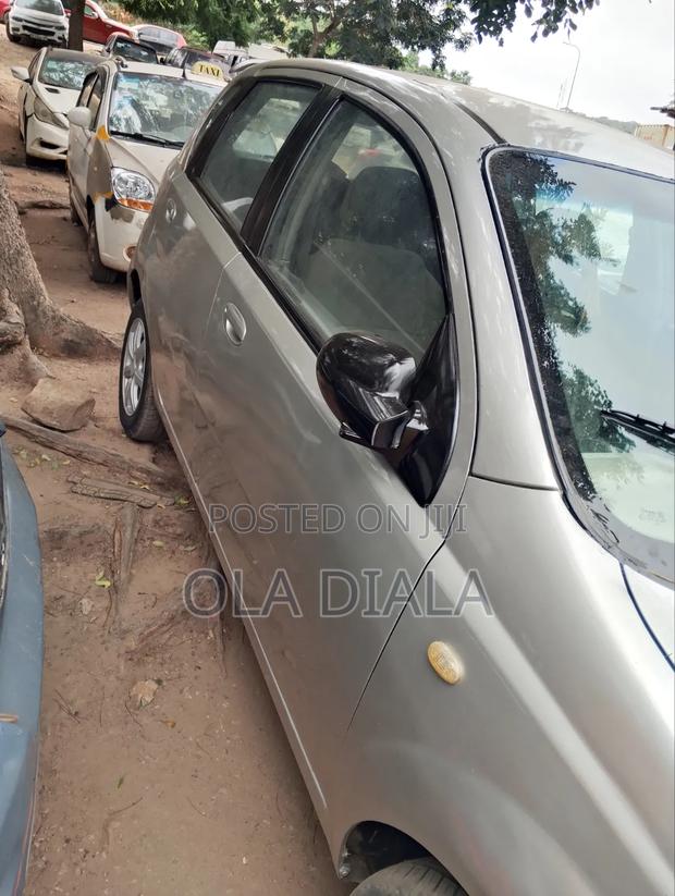 Chevrolet Aveo 2011 Silver