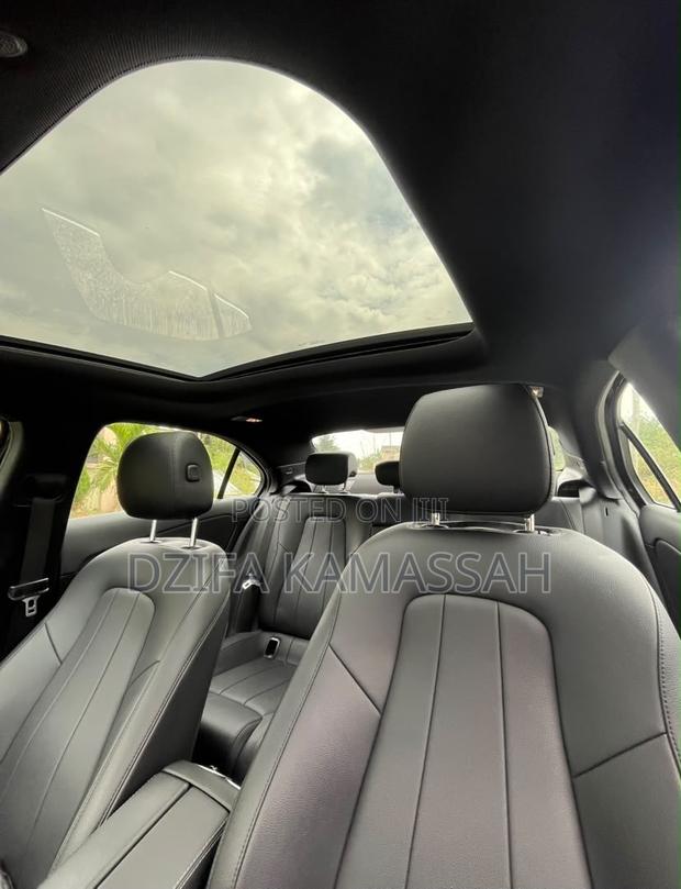 Mercedes-Benz 220 2019 Black