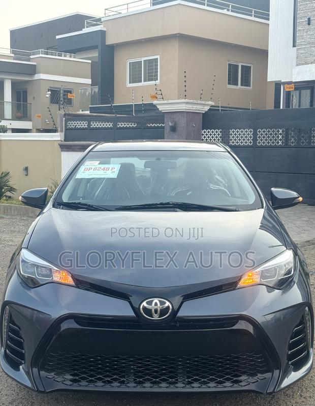 Toyota Corolla S 4dr Sedan (1.8L 4cyl CVT) 2015 Gray