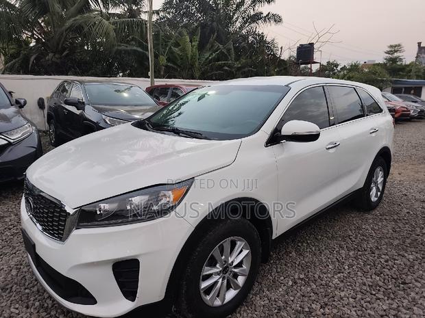 Kia Sorento 2.4L LX AWD 2019 White