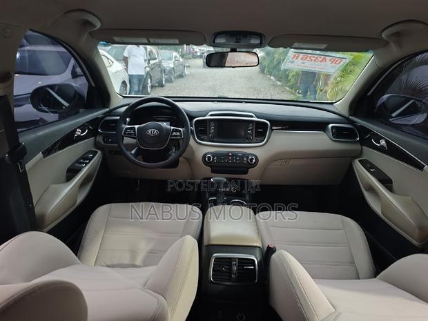Kia Sorento 2.4L LX AWD 2019 White