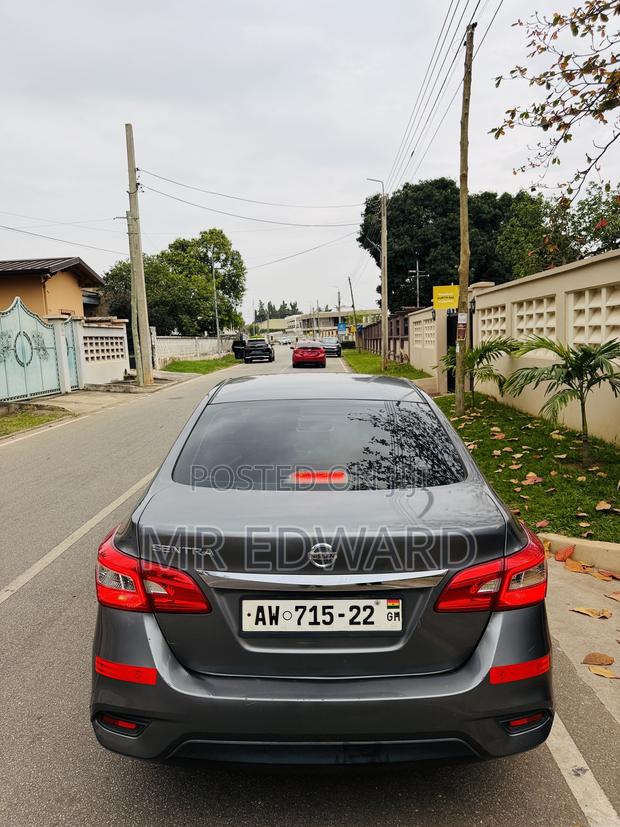Nissan Sentra 2016 Gray
