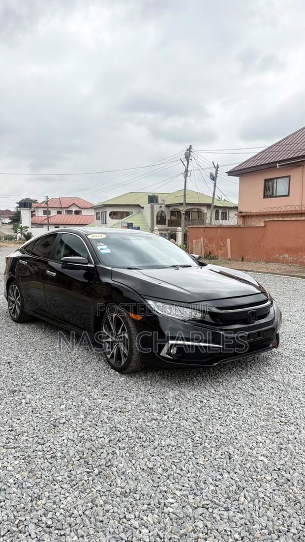 Honda Civic Touring Sedan 2019 Black