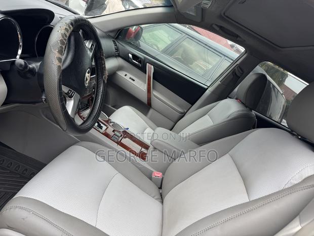 Toyota Highlander 2011 White