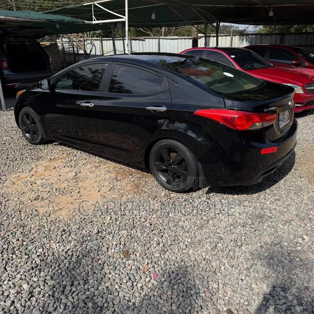 Hyundai Elantra 2014 Black