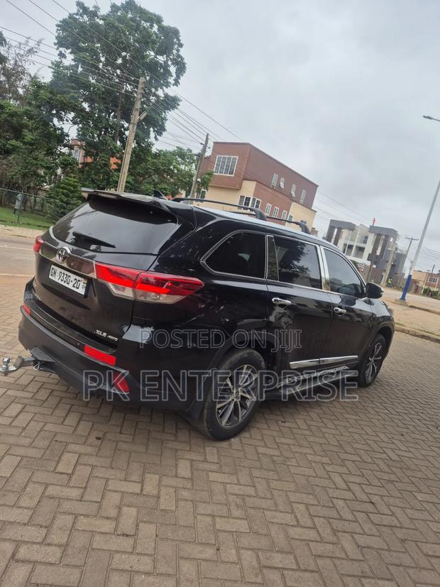Toyota Highlander 2018 Black