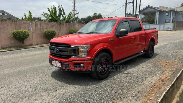 Ford F-150 XLT 4x4 SuperCrew Cab Styleside 5.5 ft. box 145 in. WB 2018 Red