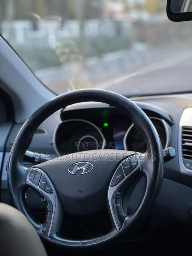 Hyundai Avante 2014 Gray