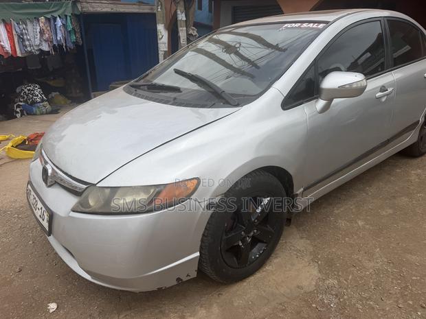 Honda Civic 1.8 Sport Automatic 2006 Silver