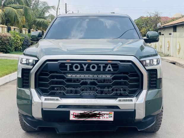 Toyota Tundra SR5 2022 Green