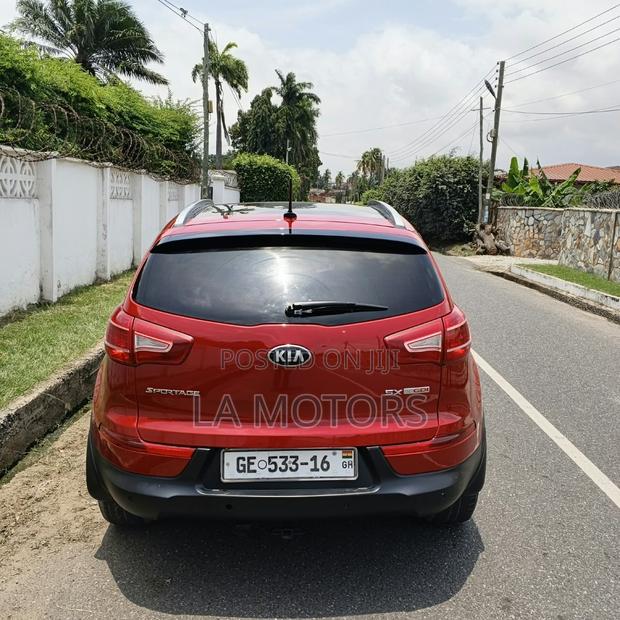 Kia Sportage 2011 Red