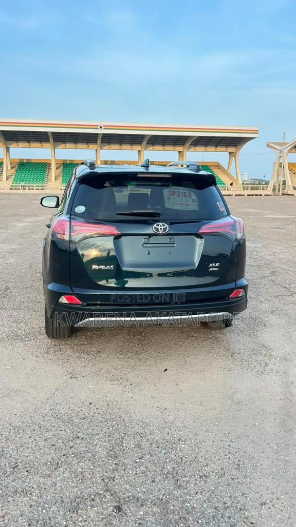 Toyota RAV4 2018 Black