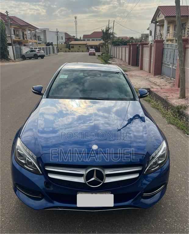 Mercedes-Benz C180 2016 Blue