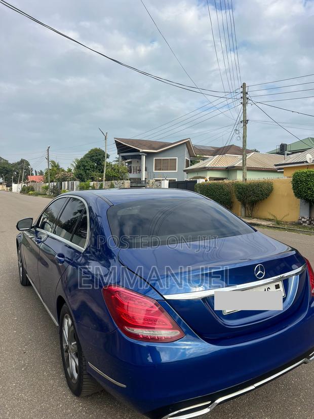 Mercedes-Benz C180 2016 Blue
