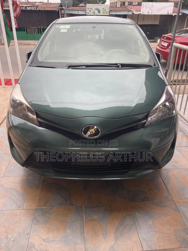 Toyota Vitz 1.5 FWD 3dr 2014 Green