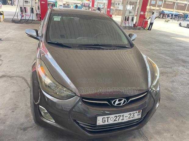 Hyundai Elantra 2013 Brown