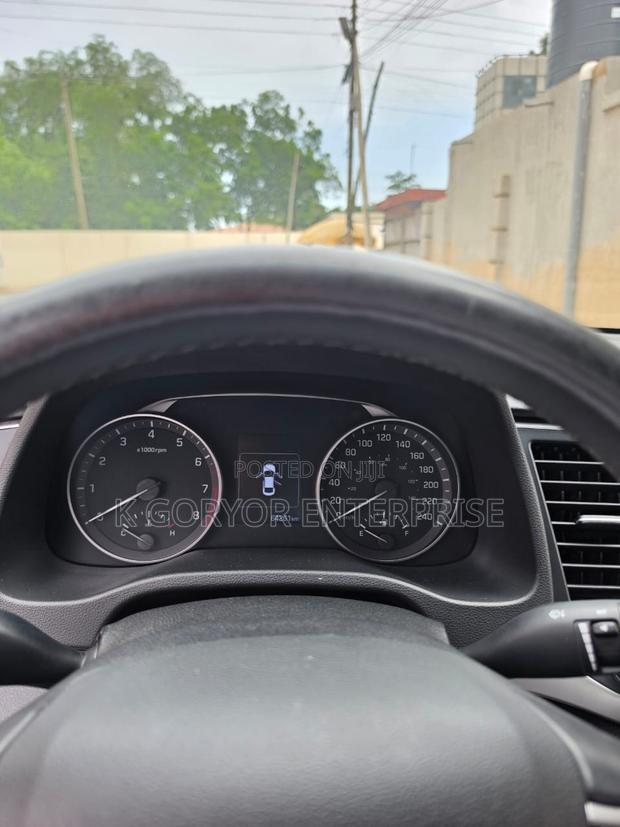 Hyundai Elantra 2017 White