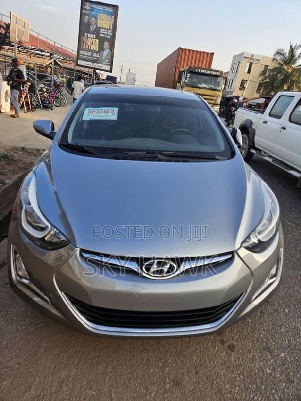 Hyundai Elantra Limited 4dr Sedan (1.8L 4cyl 6A) 2015 Gray