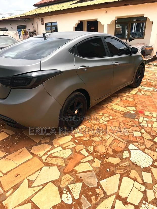Hyundai Elantra 2016 Gray