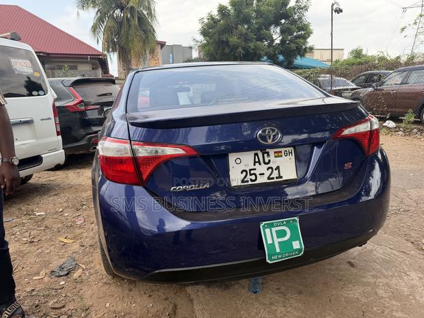 Toyota Corolla LE Eco Plus 4dr Sedan (1.8L 4cyl CVT) 2016 Blue