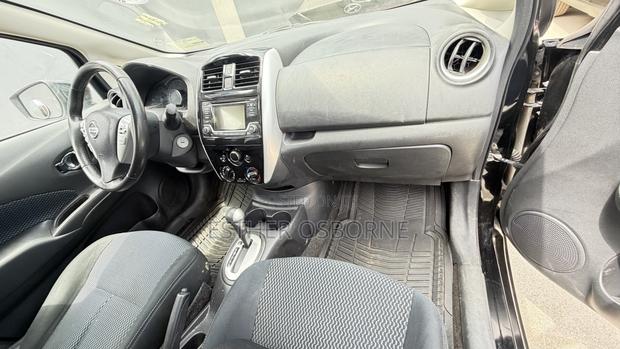 Nissan Versa 2016 Black