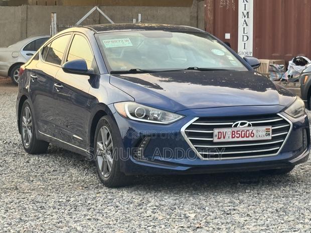 Hyundai Elantra 2018 Blue