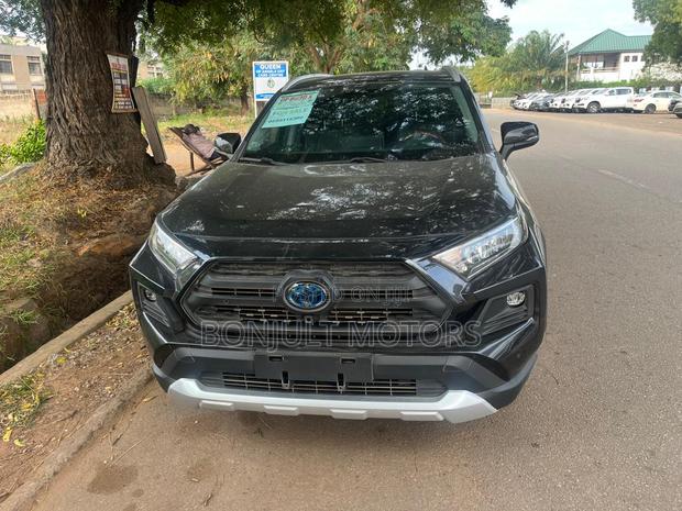 Toyota RAV4 2021 Black