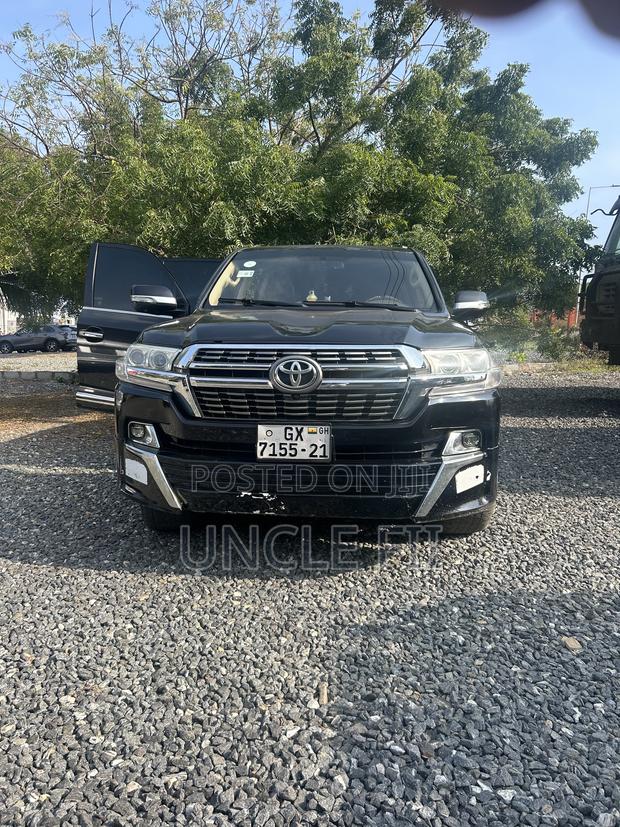 Toyota Land Cruiser 4.5 V8 GL 2014 Black