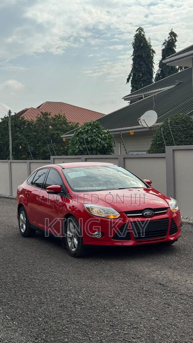Ford Fiesta SE 4dr Sedan (1.6L 4cyl 5M) 2014 Red