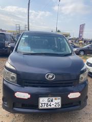 Toyota Voxy V 2WD 8-Seater 2014 Gray for sale