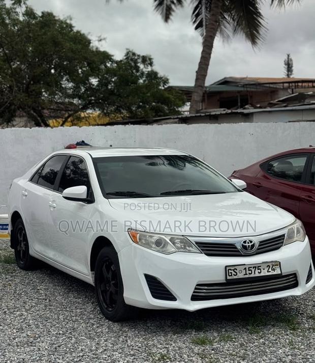 Toyota Camry 2014 White